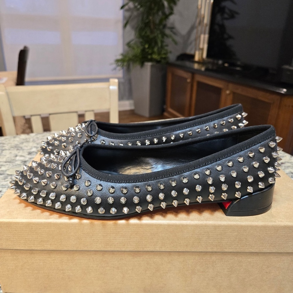 NEW Christian Louboutin Sweetie Jane Spikes Black Studded Flats Size 37 - Picture 5 of 13